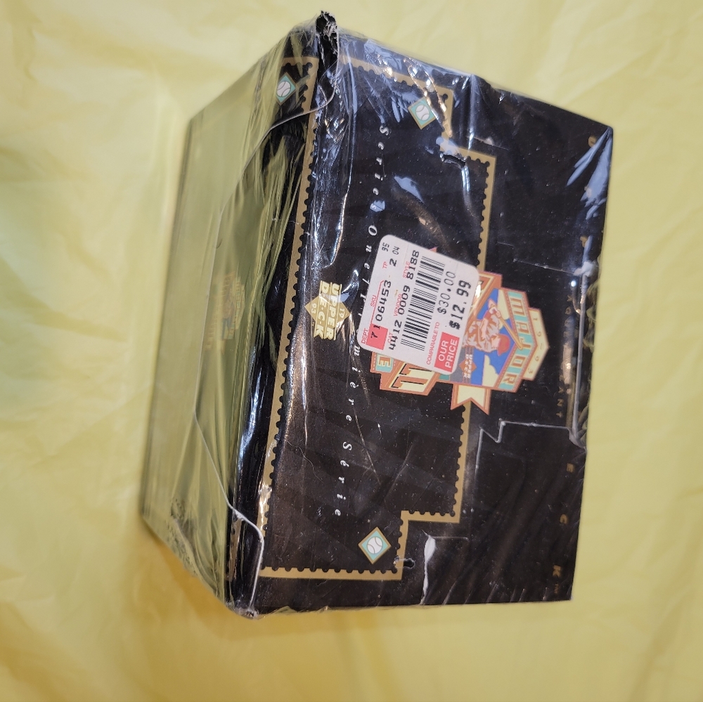 1993 upperdeck  sereies 1 jumbo box new.